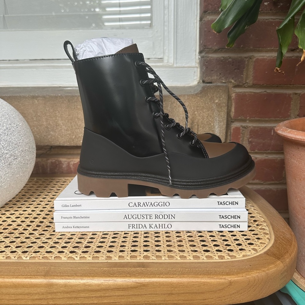 ECCO x Natacha Ramsay-Levi Grainer Leather Mid-Cut Boot - NEW IN BOX